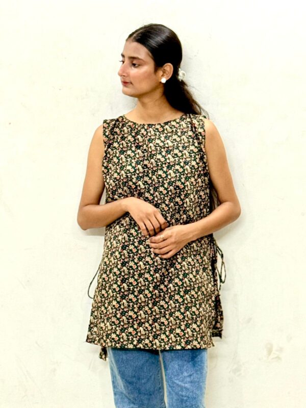 Black Floral Side-Tie Kurti
